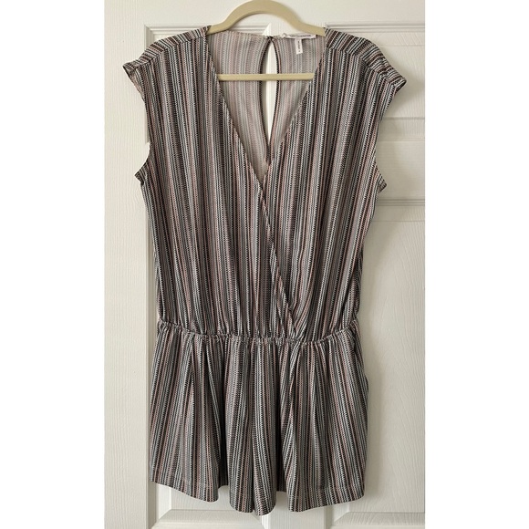 BCBG Generation Romper - Picture 2 of 4